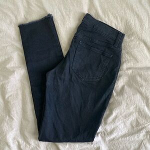 Old Navy The Flirt Black Jeans Size 6 Long Frayed Hem